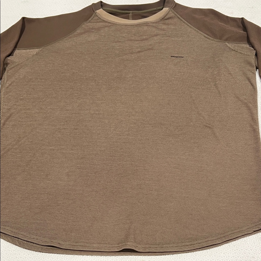 PATAGONIA Men's Brown Long Sleeve Shirt